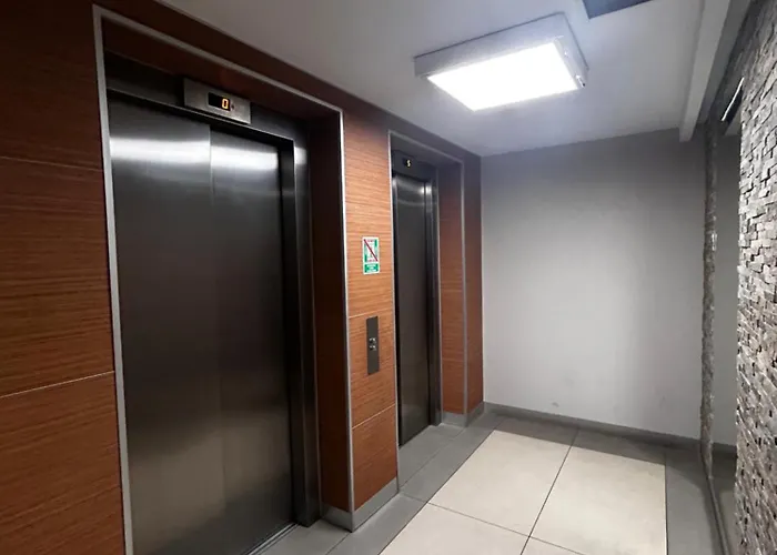 Podwale Odra Tower Rynek 15 Floor 아파트